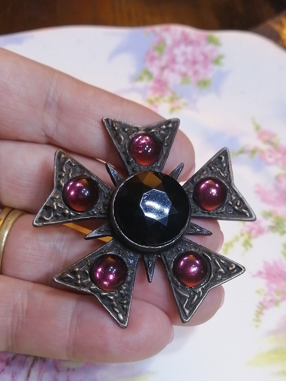 Antique Style Vintage Brooch Resembles Maltese Cross But With 5 Rays, Collectibl